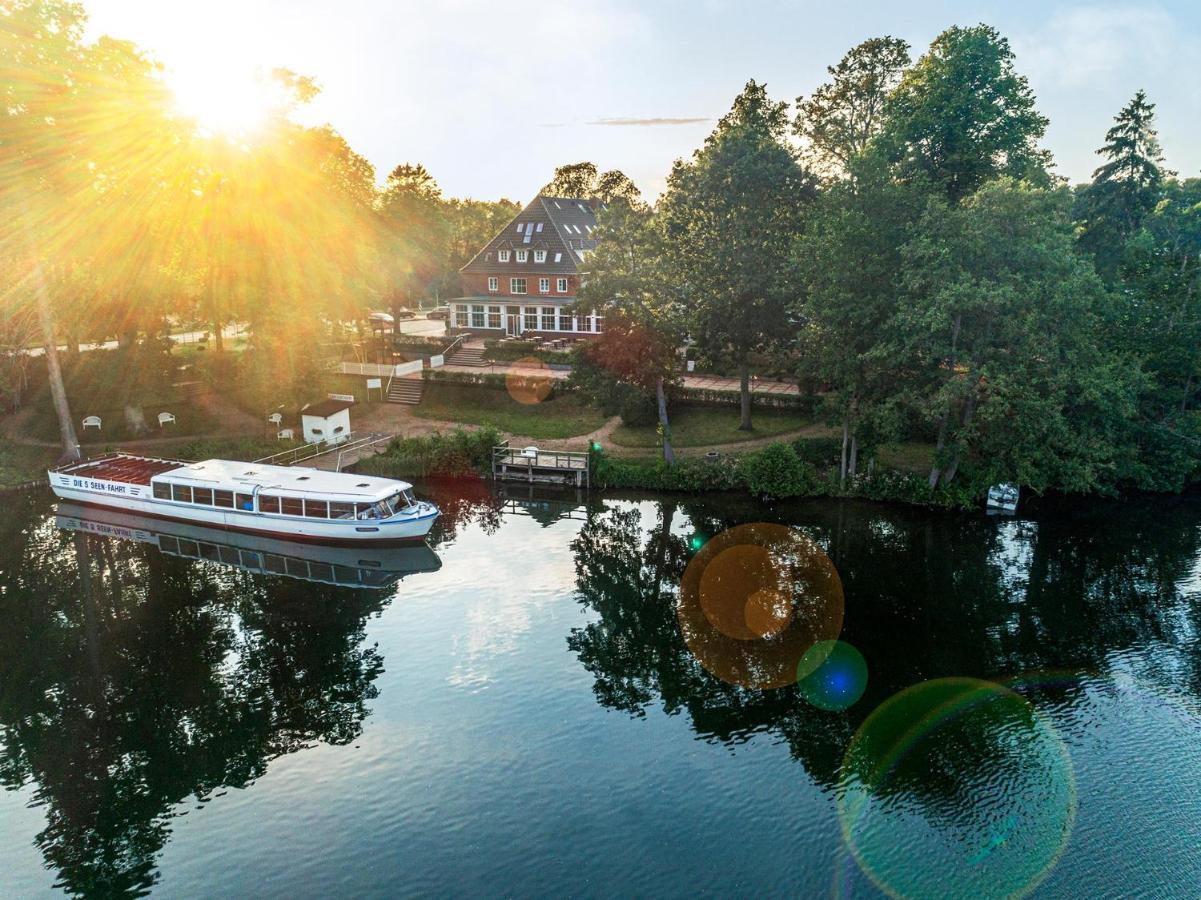 Lake House Плён Экстерьер фото